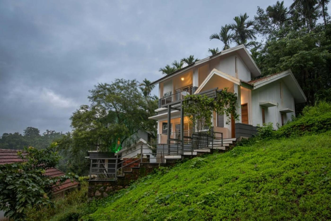Dazzle Villa Resort 칼파타 외부 사진