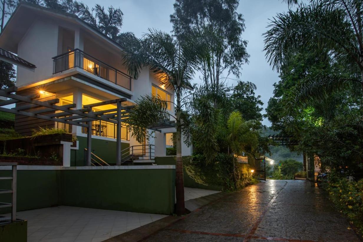 Dazzle Villa Resort 칼파타 외부 사진